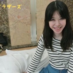 호텔 복도에서 출장 마사지의 언니를 헌팅 한!